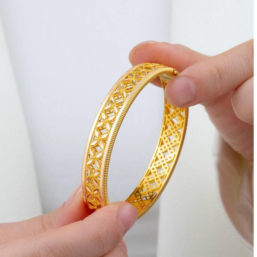 Ajdalı Çicek Desenli Kelepçe - 2