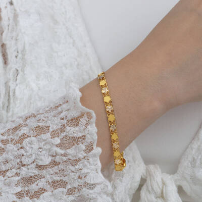 Çicek Desenli Bileklik - 