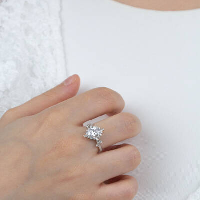 Çicek Desenli Yüzük - 