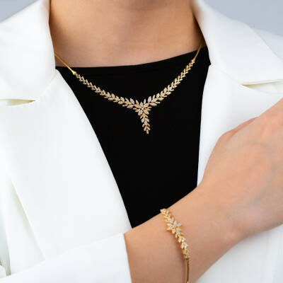 Çicek Taşlı Set - 