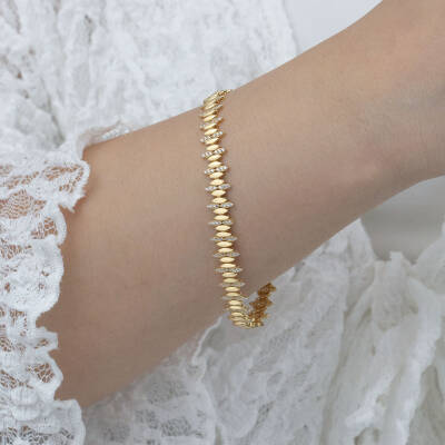 Oval Taş Detalı Bileklik - 