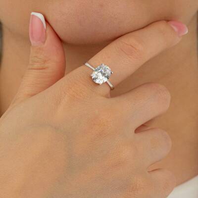 Oval Tektaş Yüzük - 