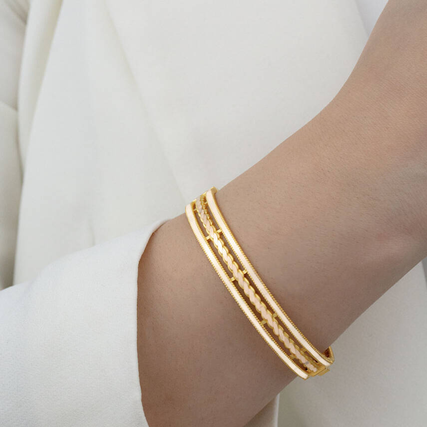 Üç Sıra Ajda Kelepçe - 1